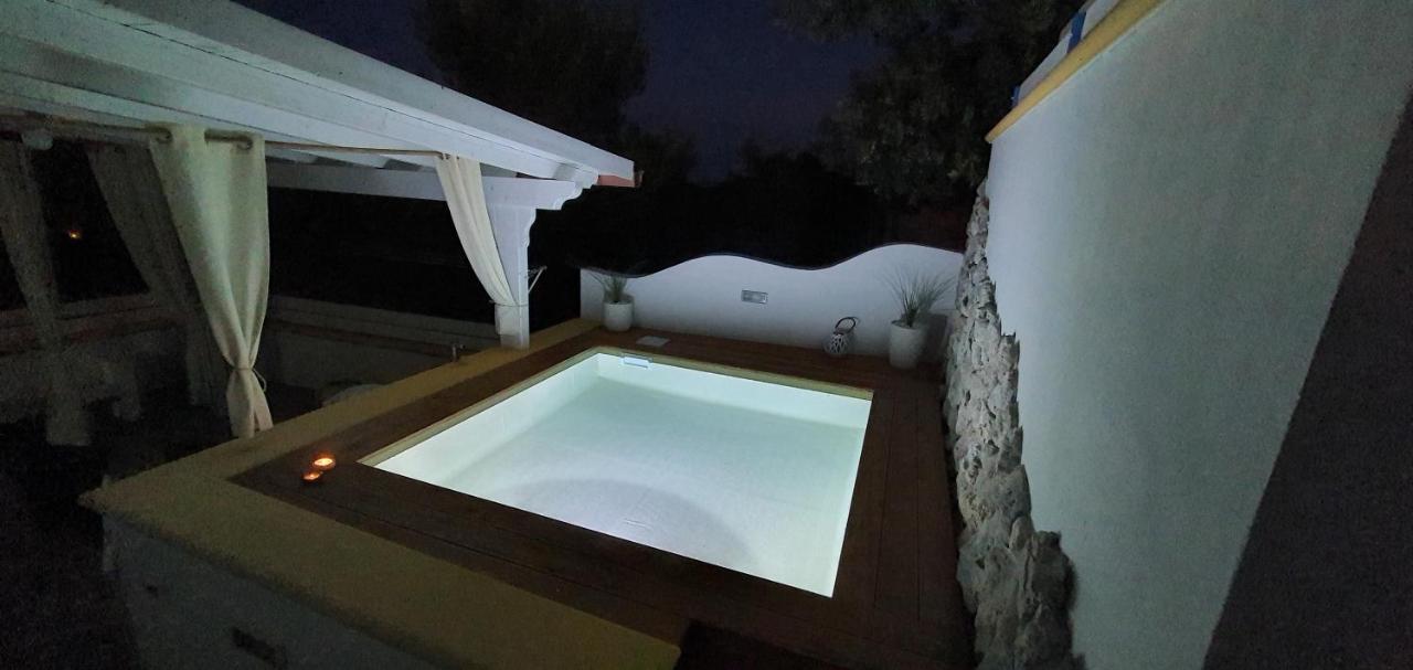 Casa Vacanze "Il Carrubo" Gagliano del Capo Buitenkant foto